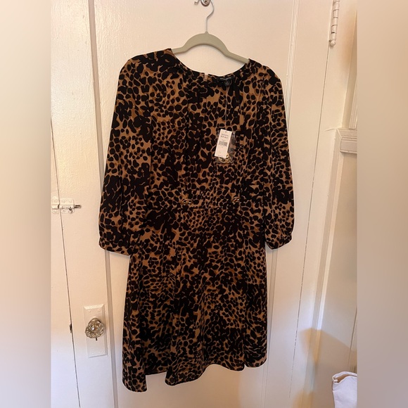 Leopard Print Banana Republic Women's Dress NWT size 12 - Picture 1 of 5